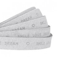 DQ leer plat 10mm "smile love dream" print Lichtgrijs