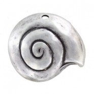 Colgante metálico DQ Caparazón de caracol 38mm - Plata vieja