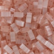 Abalorios Miyuki half tila 5x2.4mm - Silk pale pink HTL-2557